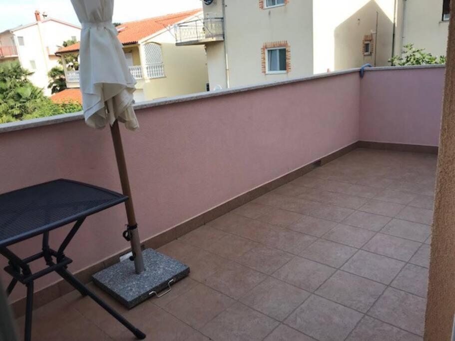Apartment, 200M From Sea Brtonigla Exterior photo
