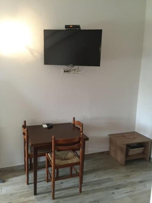 Apartment, 200M From Sea Brtonigla Exterior photo